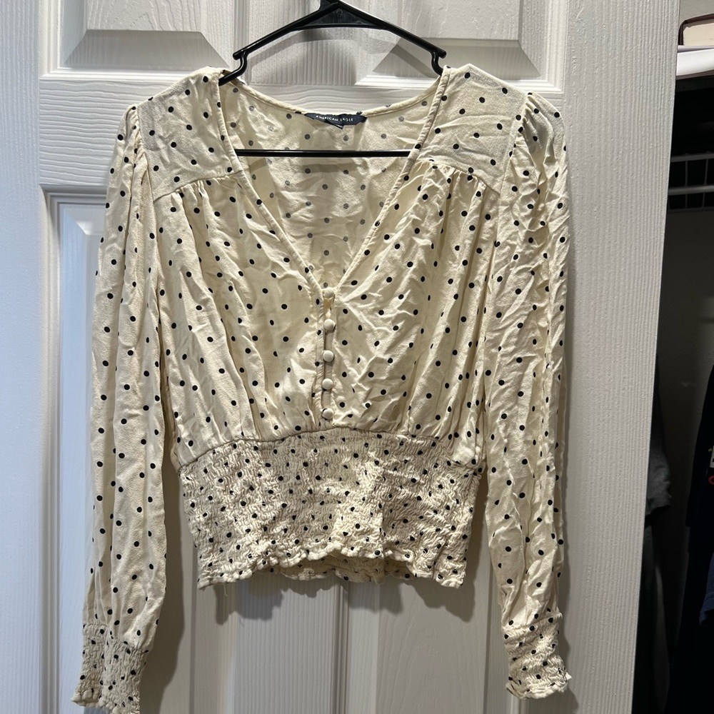 Long sleeve crop top.
